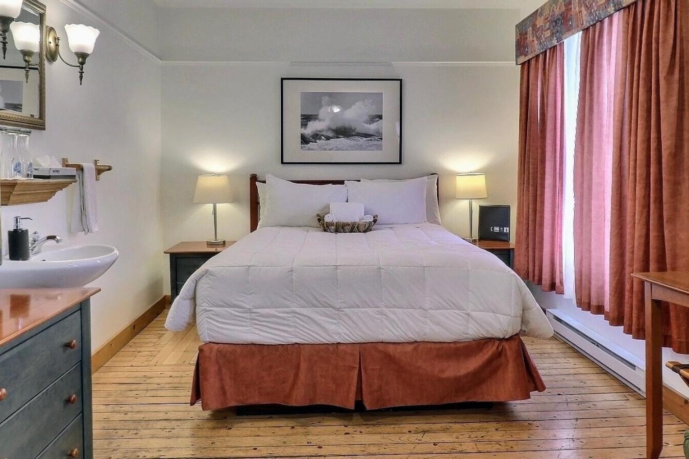 Auberge De La Vieille Maison Rimouski Eksteriør bilde