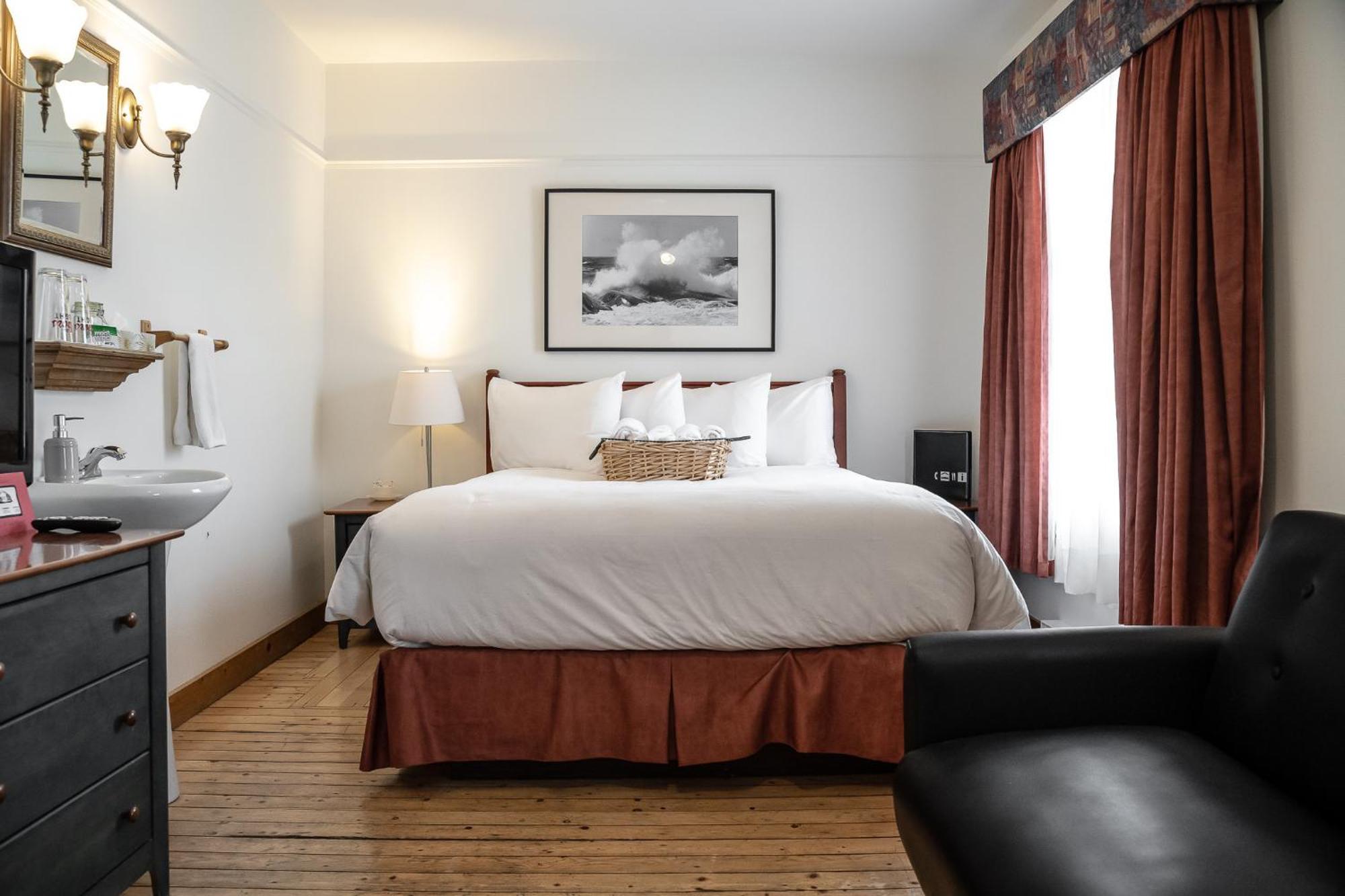 Auberge De La Vieille Maison Rimouski Eksteriør bilde